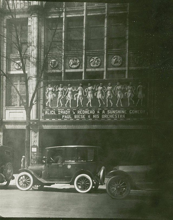 Pantheon Theatre w Chicago w 1919 roku