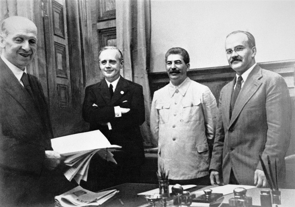 Współpraca ZSRR i III Rzeszy