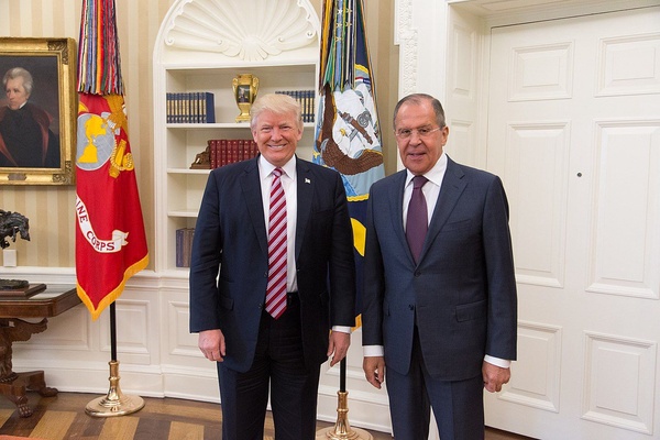Siergiej Ławrow i prezydent Stanów Zjednoczonych Donald Trump w 2017.