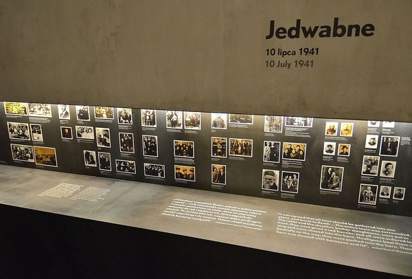 Mord w Jedwabnem, fragment wystawy głównej w Muzeum Historii Żydów Polskich w Warszawie (fot. Adrian Grycuk)